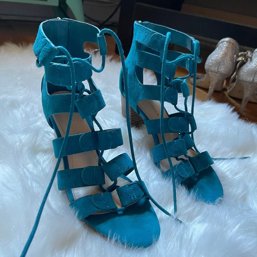 *MARK FISHER* PARADOX STYLE OPEN TOE LACE UP SANDAL WITH CHUNKY HEEL